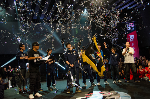 『Red Bull 5G 2014 Finals』で4ジャンルを制した西日本チームが優勝
