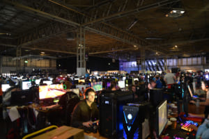 LANパーティおじさんPoNzの『Insomnia Gaming Festival – i64』(イギリス)レポート