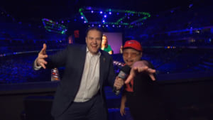 日本人のDota 2大会運営者マラさんが世界大会の公式配信に登場、「Dota 2 Up！」とラップを披露