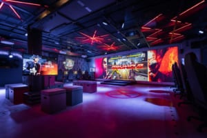 日本発のゲーミングスペース『Red Bull Gaming Sphere』が東京、イギリスに続きスウェーデンにオープン、世界最大のゲーミングセンター『Inferno Online』と連携