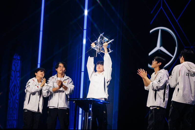 T1 2024 Worlds優勝記念ジャージ League of Legends T1 2024 Worlds優勝記念ジャージ League of Legends