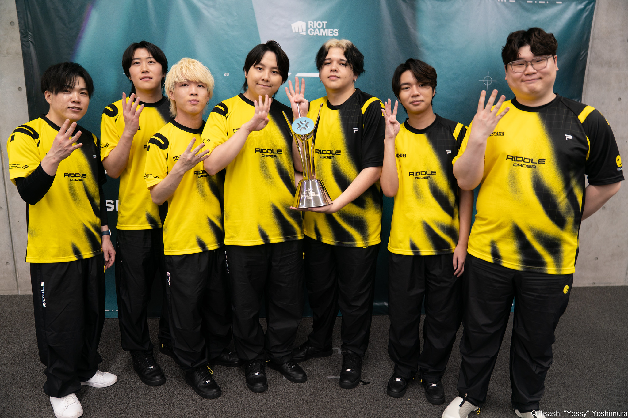 ビクティニ争奪戦　優勝賞品・参加賞 MotoGPインドネシア 3日目 アレックス・マルケス（ドゥカティ/3