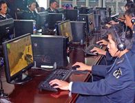 中国海軍が「ゲーム大会」…マウス握り“見敵必滅”の腕競う