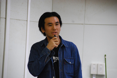 中村聡伸 氏