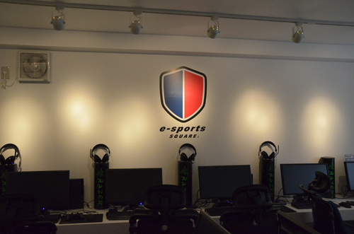 e-sports SQUARE