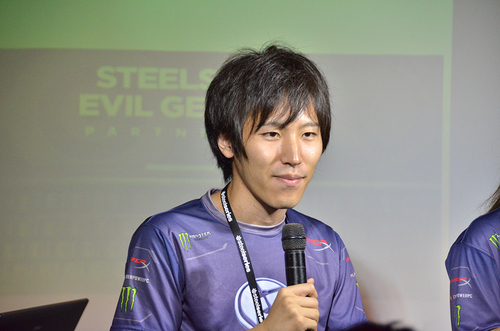 EG|Momochi